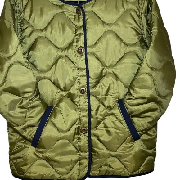 Earthbound Green Quilted Jacket-Coat Size: Medium - Picture 4 of 6